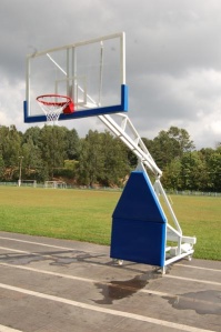 Стойка баскетбольная мобильная с выносом щита 3,25м